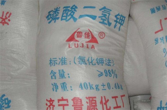 磷酸二氢钾使用办法，四种办法让你的盆栽爆盆