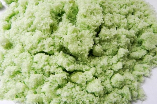 如何使用硫酸亚铁肥料：腐植酸整合，或使用柠檬酸和硫酸亚铁溶液