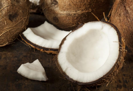 椰子 孕妇能吃椰子吗:孕妇可以食用椰子,还能预防和治疗便秘