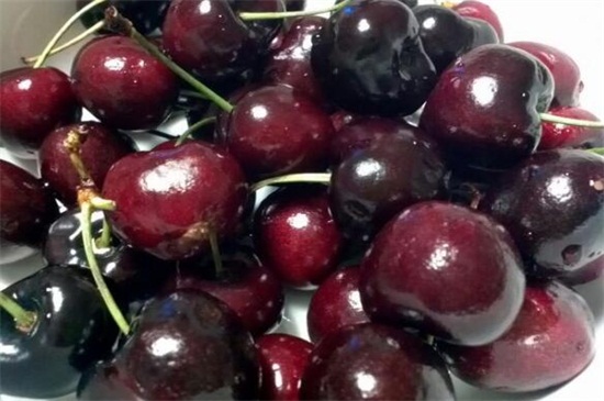 车厘子如何清洗，4种办法教你如何清洗干净车厘子