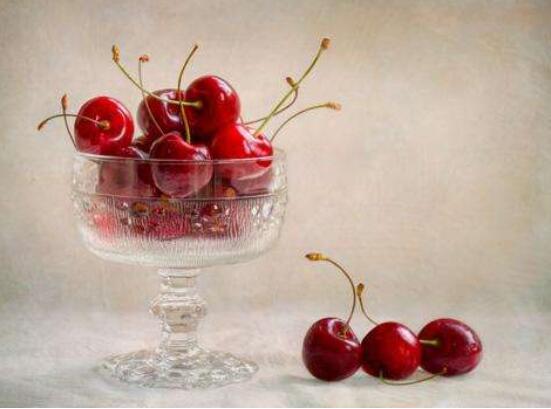 车厘子为何那么贵，外国进口运输成本高/损耗率大