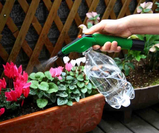 准备好养花工具