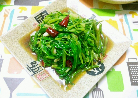 蕹菜是什么菜：“蕹菜”其实就是空心菜