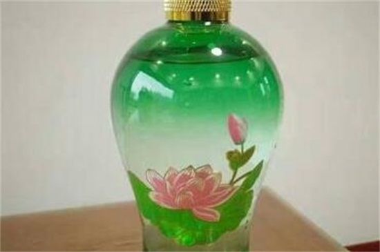 荷花酒如何做，三个步骤教你做荷花酒