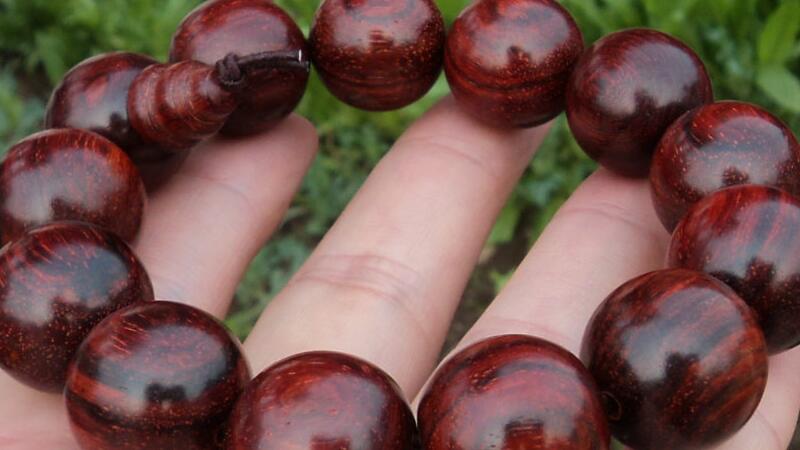 小叶紫檀的鉴定办法