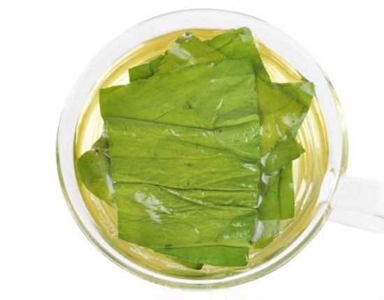 荷叶茶的功效与作用：女性经期暂停饮用