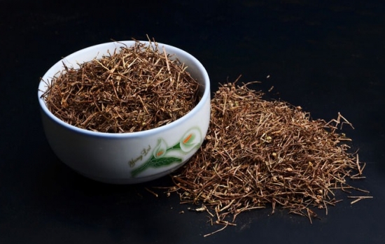 白花蛇舌草的功效：具有抗菌消炎的功效，还可以抗肿瘤