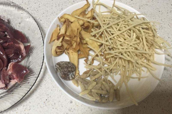 灯芯草如何做枕头