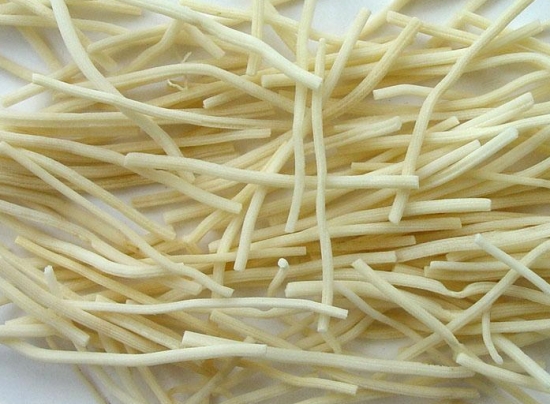 灯心草 灯心草价格:普通新鲜的灯心草价格参考为12元一斤