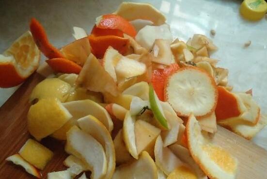 自制花肥最简单的办法，10种简单又有效的养花肥秘方