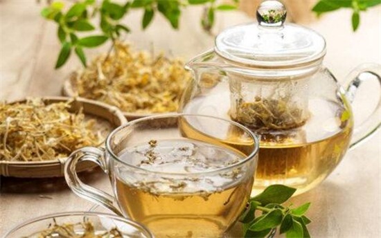 金银花茶如何做，四个步骤简单完成(益处多多)