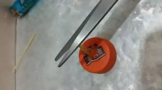 如何用塑料瓶制作花盆