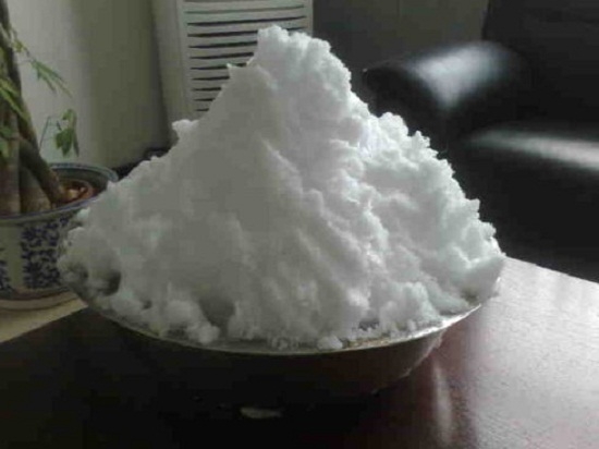 雪水可以用来浇花吗 雪水可以用来浇花吗:雪水可以用来浇花而且对花还有益处