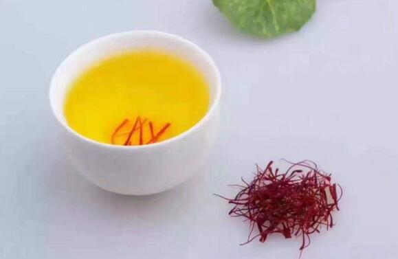 藏红花如何泡水喝，藏红花泡水喝的功效