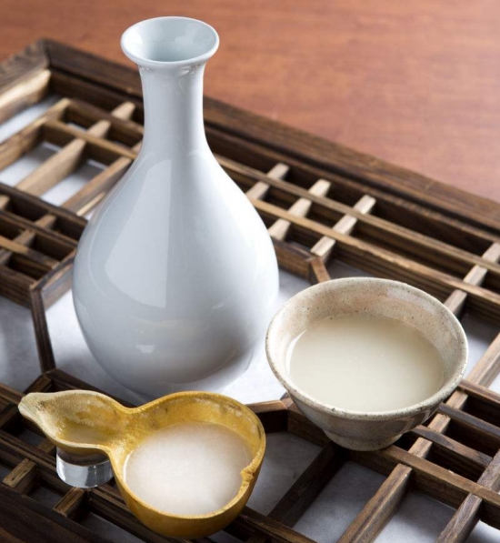 养花技巧：酒也能养花，你听说过吗