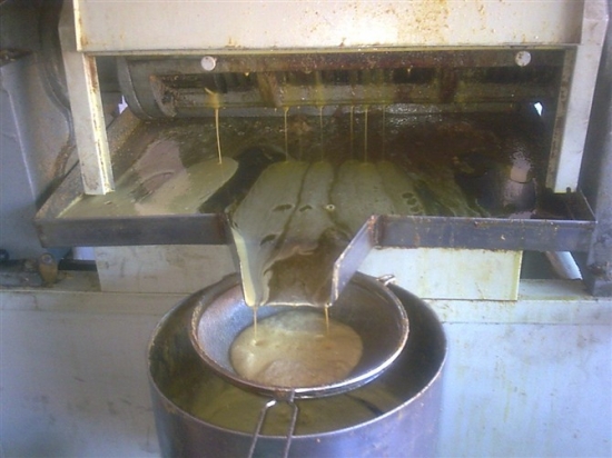 花生油的营养价值：富含多种脂肪酸及锌等多种微量元素