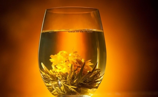 菊花能吃吗：能吃，正确的“吃”法其实泡水喝