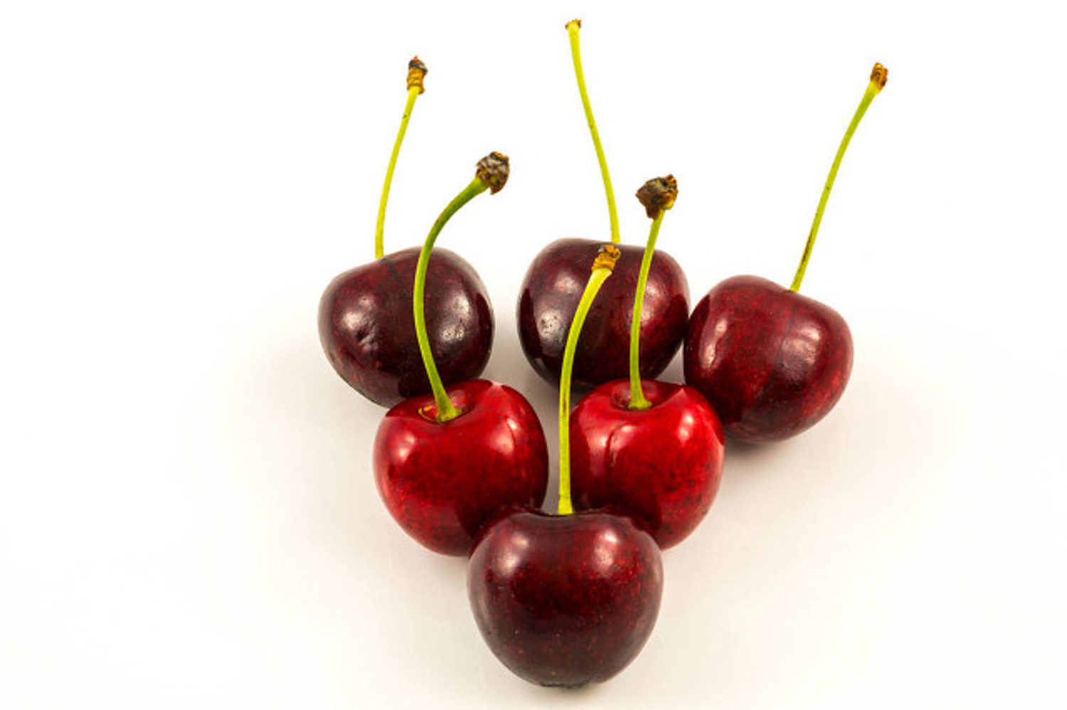 樱桃黄叶的原因和处理办法