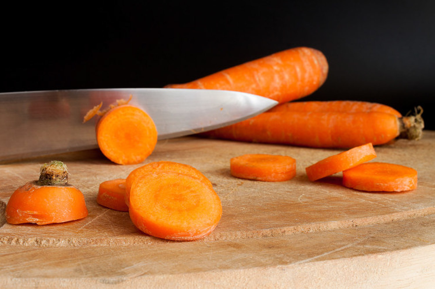 如何DIY胡萝卜盆栽