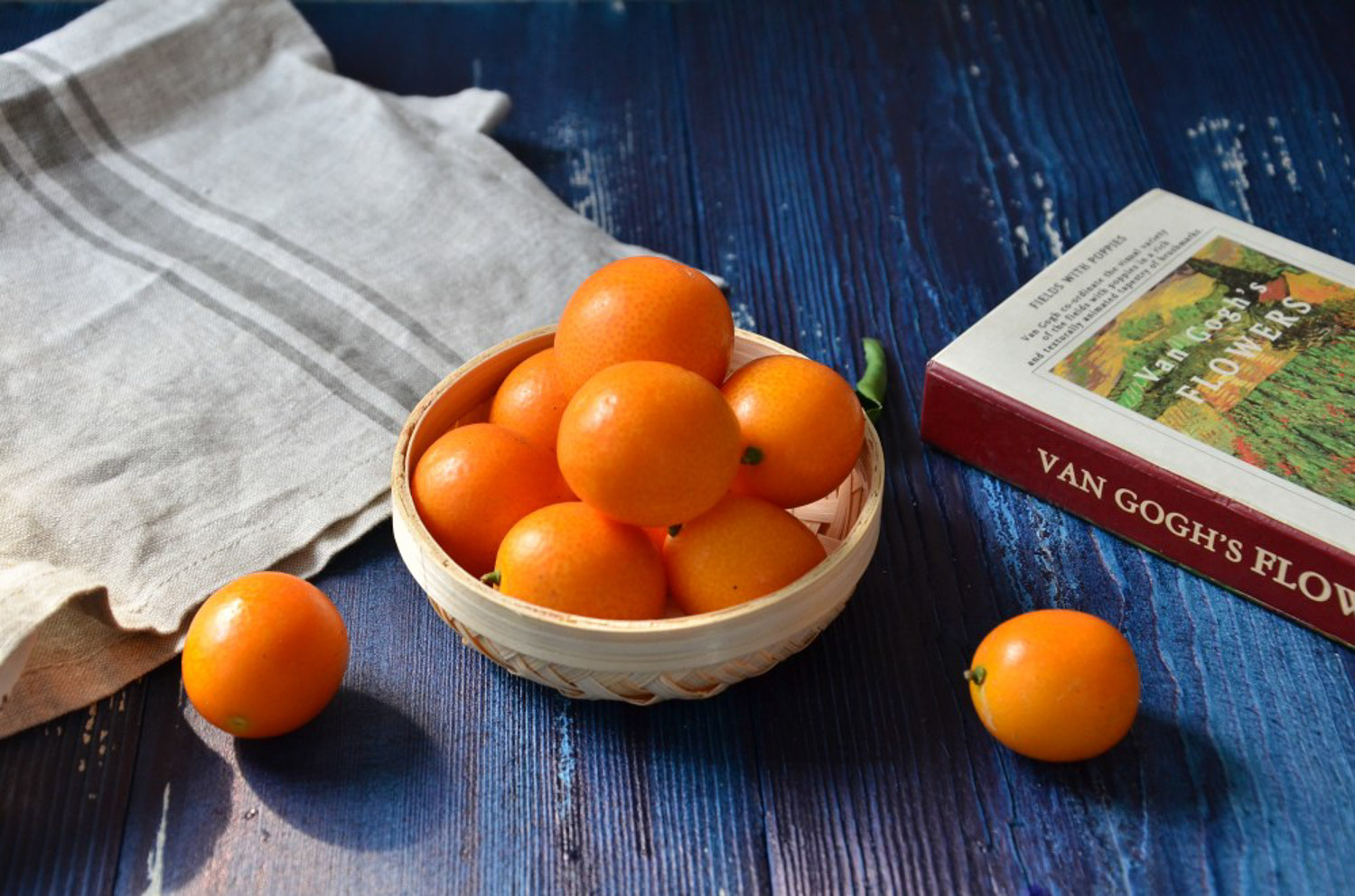 金桔树叶子干枯如何办