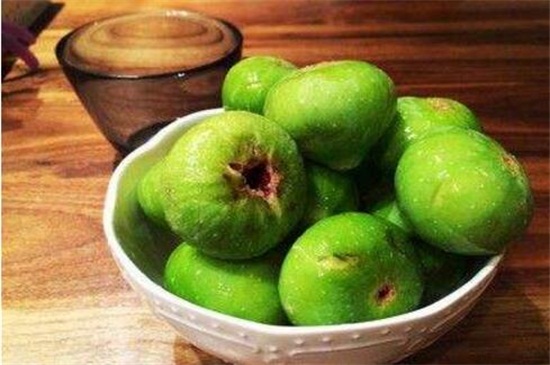 无花果如何吃剥皮吗，可不剥皮直接吃营养多多