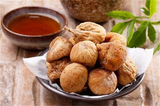 无花果如何吃剥皮吗，可不剥皮直接吃营养多多