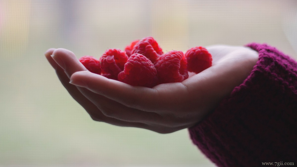 香甜可口的树莓图片