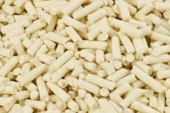 猫砂可以拌土养花吗