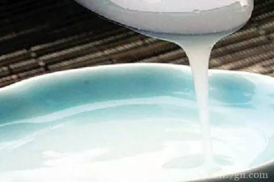 淘米水直接浇花了怎么补救